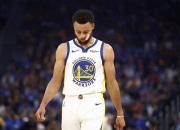 电子竞技最新下载手机版-库里压哨绝杀凯尔特人，全场沸腾！经典一战再现传奇